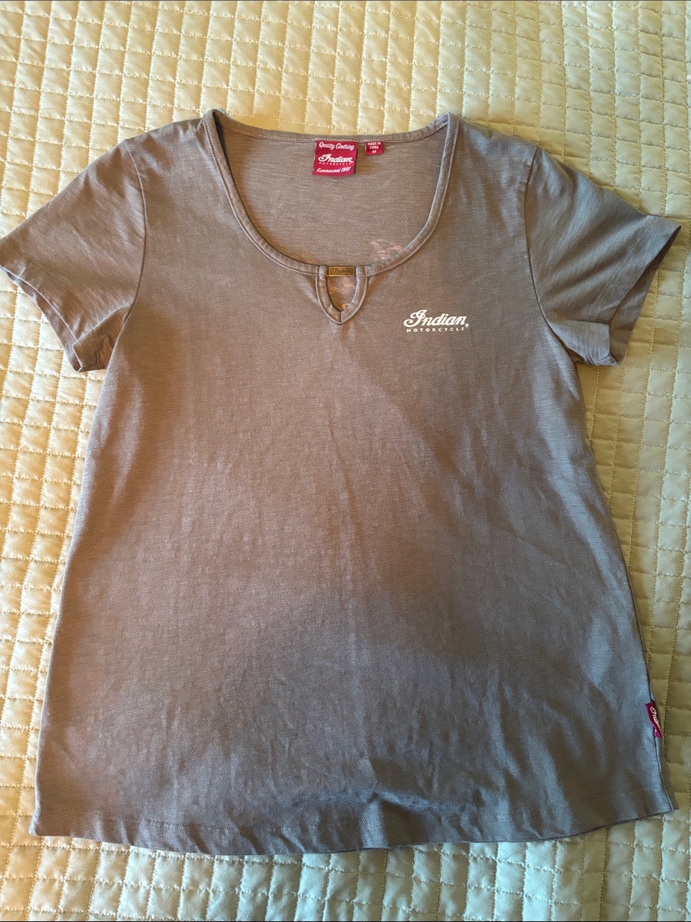 Women's Short Sleeve Scoop Neck Tee in deep olive green